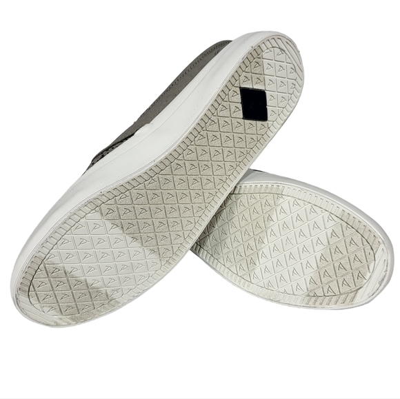 Sperry Crest Twin Gore Perforated Slip-on Sneakers Grey - Picture 11 of 11